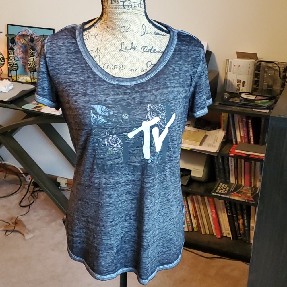 Maurices size Medium MTV burnout tee